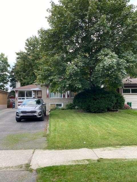 3546 Credit Woodlands St, House detached with 2 bedrooms, 2 bathrooms and 5 parking in Mississauga ON | Image 1