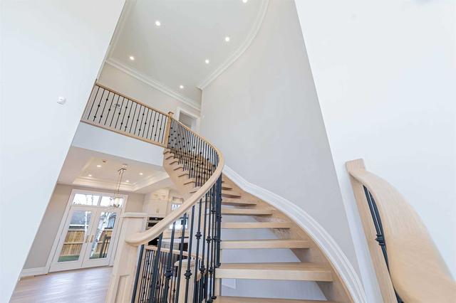 503 Trudale Crt, House detached with 4 bedrooms, 5 bathrooms and 6 parking in Oakville ON | Image 23