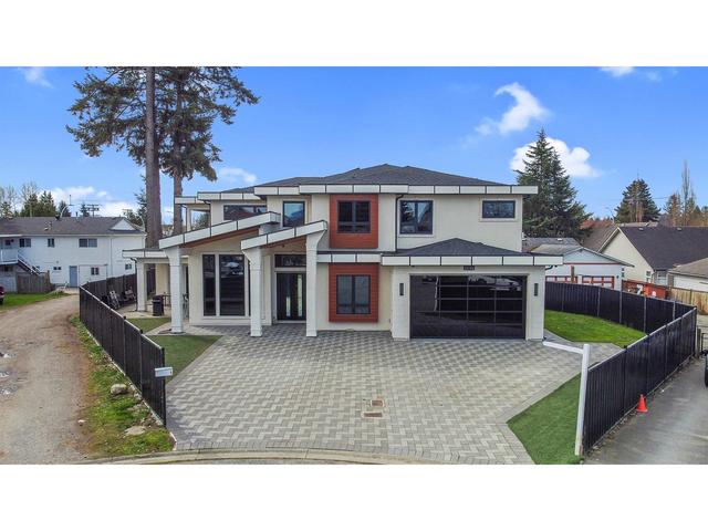 13194 72b Avenue, House detached with 8 bedrooms, 5 bathrooms and 8 parking in Surrey BC | Image 3