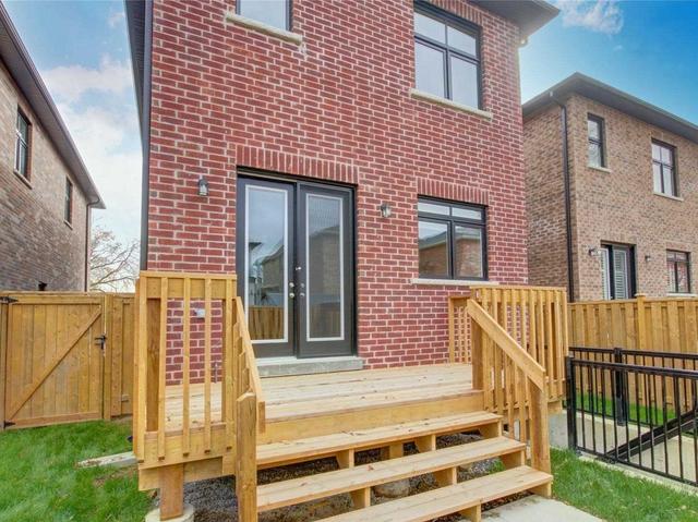 723 Ebony Ave, House detached with 4 bedrooms, 5 bathrooms and 3 parking in Mississauga ON | Image 24