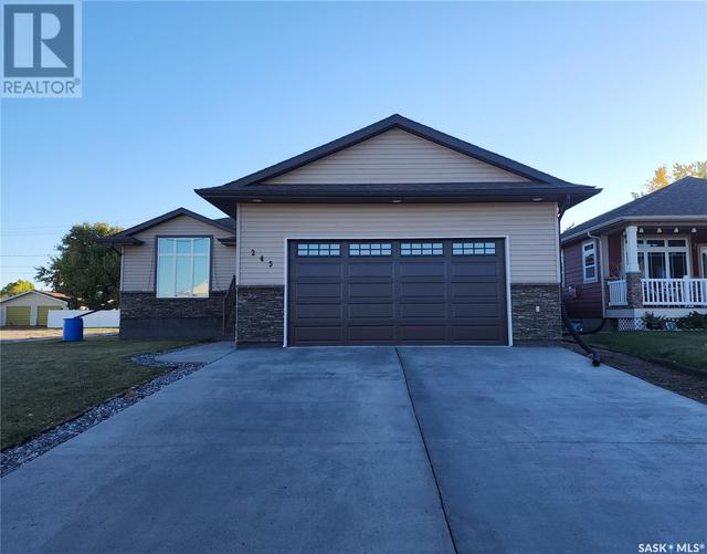 245 11th Avenue W, House detached with 3 bedrooms, 2 bathrooms and null parking in Melville SK | Image 3