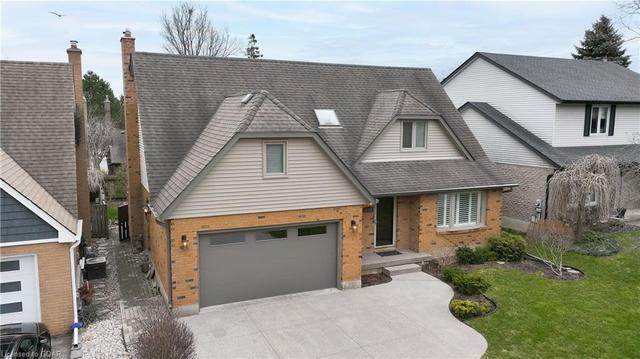 374 Westridge Drive, House detached with 4 bedrooms, 2 bathrooms and 6 parking in Waterloo ON | Image 12