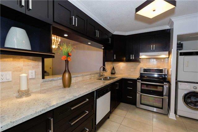 1304 - 10 Tangreen Crt, Condo with 3 bedrooms, 2 bathrooms and 1 parking in Toronto ON | Image 7