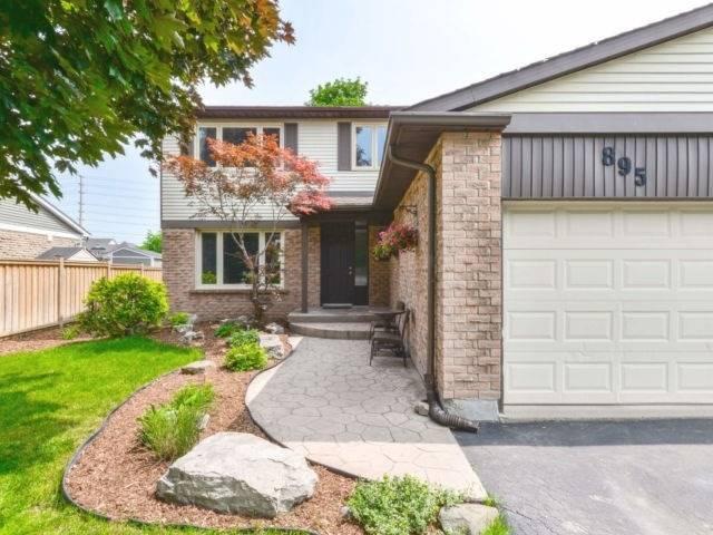 895 Maxted Cres, House detached with 4 bedrooms, 4 bathrooms and 2 parking in Milton ON | Image 2