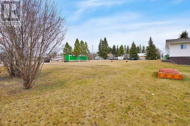 18 50 Avenue, House detached with 3 bedrooms, 1 bathrooms and 2 parking in Ponoka County AB | Image 45