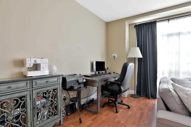 303 - 459 Kerr St, Condo with 1 bedrooms, 1 bathrooms and 1 parking in Oakville ON | Image 8