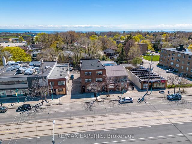 3261 Lakeshore Blvd W, House detached with 8 bedrooms, 10 bathrooms and 6 parking in Toronto ON | Image 12