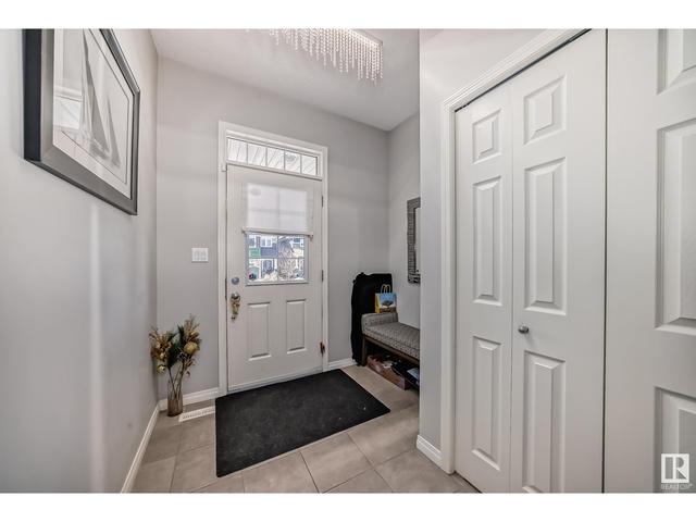 2121 86 St Sw, House semidetached with 3 bedrooms, 2 bathrooms and null parking in Edmonton AB | Image 2