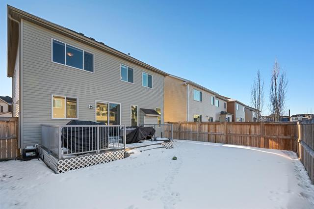 532 Windbrook Heights Sw, House detached with 4 bedrooms, 3 bathrooms and 4 parking in Calgary AB | Image 28