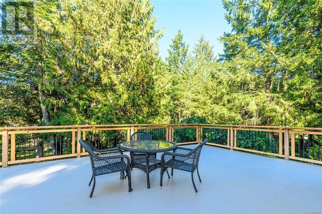 1386 Carlton Dr, House detached with 4 bedrooms, 2 bathrooms and null parking in Cowichan Valley B BC | Image 39