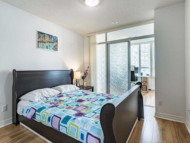 1711 - 156 Enfield Pl, Condo with 2 bedrooms, 2 bathrooms and 1 parking in Mississauga ON | Image 7