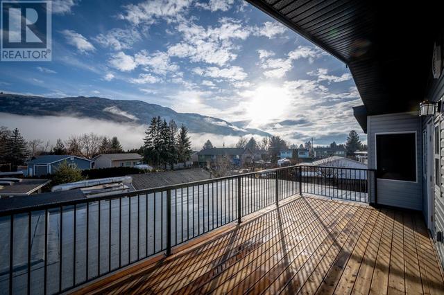 647/649 Reemon Drive, House detached with 6 bedrooms, 4 bathrooms and null parking in Kamloops BC | Image 23