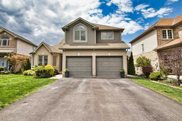 35 Agincourt Cres, House detached with 3 bedrooms, 4 bathrooms and 4 parking in St. Catharines ON | Image 1