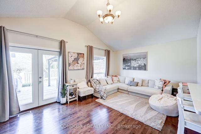 178 Henhoeffer Cres, House detached with 3 bedrooms, 3 bathrooms and 3 parking in Kitchener ON | Image 5