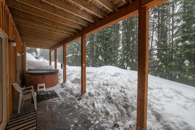 228 Wapiti Creek Road, House detached with 9 bedrooms, 4 bathrooms and 1 parking in Kootenay Boundary E BC | Image 13