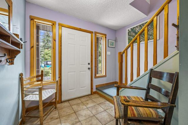 2 - 125 Rundle Crescent, Home with 3 bedrooms, 2 bathrooms and 2 parking in Canmore AB | Image 31