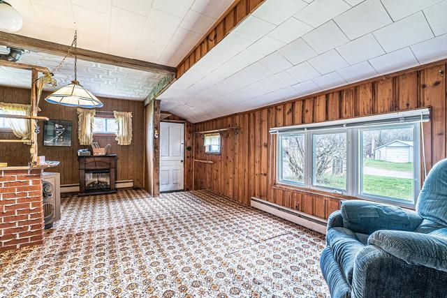 113 Long Beach Rd, Home with 3 bedrooms, 2 bathrooms and 11 parking in Kawartha Lakes ON | Image 3