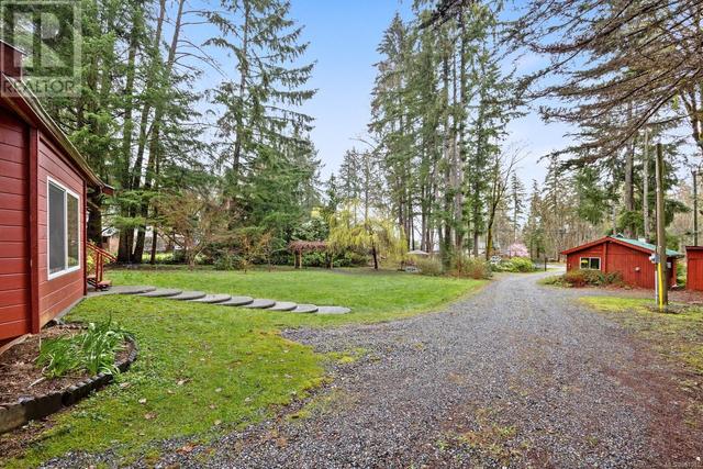 353 Powerhouse Rd, House detached with 4 bedrooms, 5 bathrooms and 10 parking in Comox Valley C (Puntledge   Black Creek) BC | Image 55