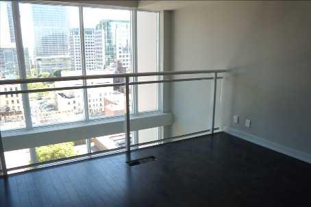 lph26 - 21 Nelson St, Condo with 1 bedrooms, 2 bathrooms and 1 parking in Toronto ON | Image 7