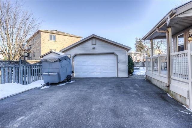 283 Waterloo Street, House detached with 3 bedrooms, 2 bathrooms and 7 parking in Wilmot ON | Image 6
