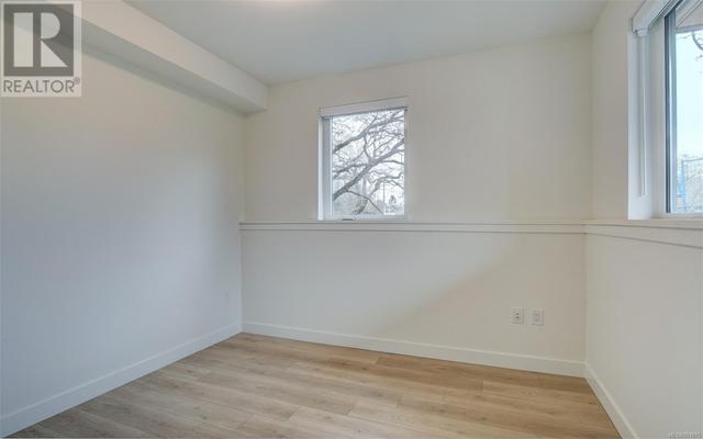 208 - 1301 Hillside Ave, Condo with 2 bedrooms, 2 bathrooms and 1 parking in Victoria BC | Image 14