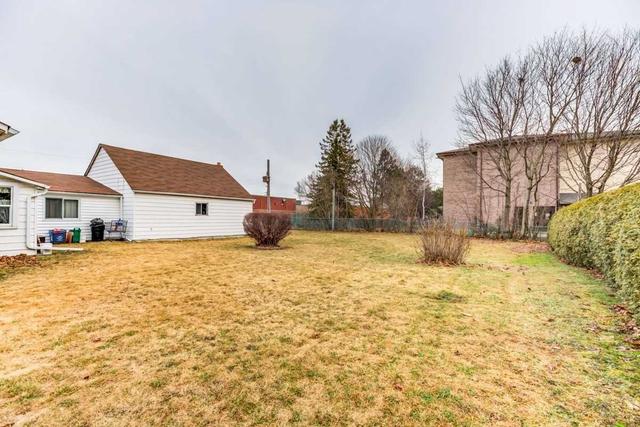 19 Carnegie St, House detached with 3 bedrooms, 1 bathrooms and 9 parking in Scugog ON | Image 17