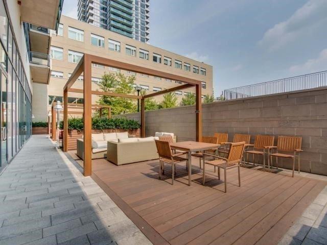 2514 - 70 Roehampton Ave, Condo with 2 bedrooms, 3 bathrooms and 1 parking in Toronto ON | Image 19