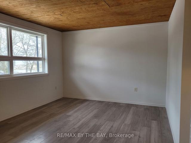 s - 280 River Rd E, House detached with 1 bedrooms, 1 bathrooms and 1 parking in Wasaga Beach ON | Image 3