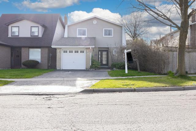 537 Creekview Circ, House detached with 4 bedrooms, 3 bathrooms and 5 parking in Pickering ON | Image 1