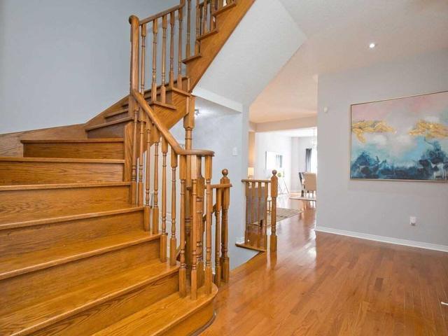 82 Brisdale Dr, House detached with 4 bedrooms, 4 bathrooms and 6 parking in Brampton ON | Image 4