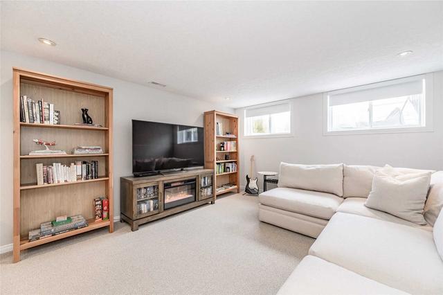 86 Mcarthur Dr, Condo with 3 bedrooms, 4 bathrooms and 4 parking in Guelph ON | Image 21
