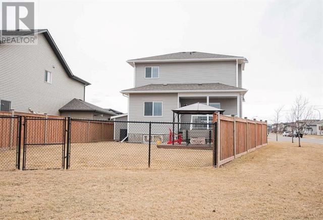 9455 Willow Drive, House detached with 3 bedrooms, 2 bathrooms and 4 parking in Grande Prairie AB | Image 32