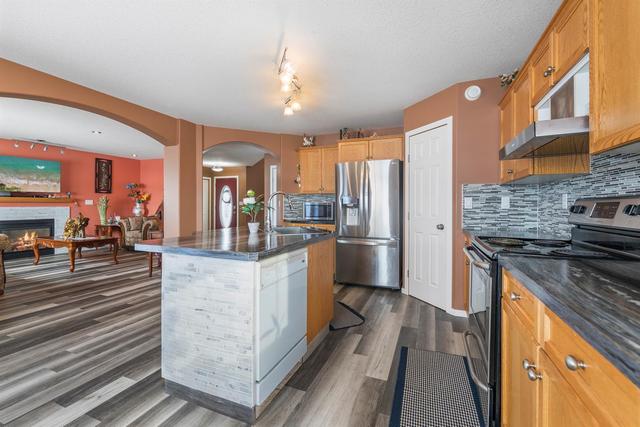 59 Kirton Close, House detached with 4 bedrooms, 3 bathrooms and 2 parking in Red Deer AB | Image 6