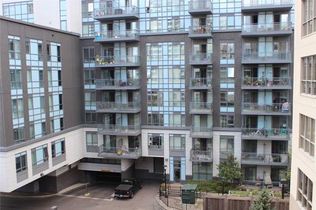 618 - 19 Barberry Pl E, Condo with 1 bedrooms, 2 bathrooms and 1 parking in Toronto ON | Image 1
