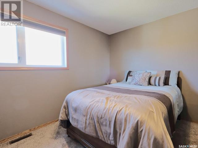 407 3rd Avenue E, House detached with 4 bedrooms, 2 bathrooms and null parking in Rosetown SK | Image 21