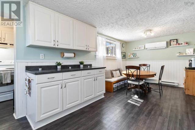 14 Baker Street, House detached with 2 bedrooms, 1 bathrooms and null parking in Bridgewater NS | Image 18