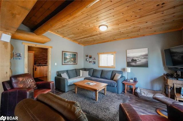 59 White Bear Court, House detached with 4 bedrooms, 2 bathrooms and 12 parking in Temagami ON | Image 6