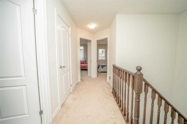 45 Nearco Cres, House attached with 3 bedrooms, 4 bathrooms and 3 parking in Oshawa ON | Image 15