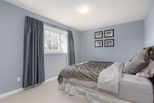 80 Berwick Cres, House attached with 3 bedrooms, 3 bathrooms and 2 parking in Richmond Hill ON | Image 11