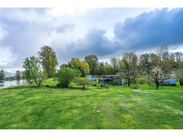 9356 Ross Road, House detached with 3 bedrooms, 3 bathrooms and 10 parking in Fraser Valley G BC | Image 31