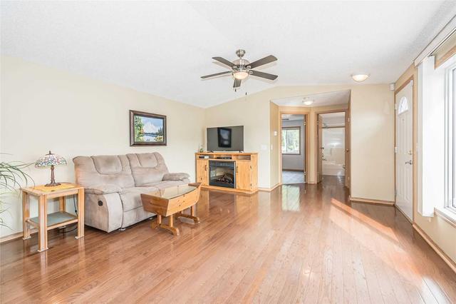 29 Olympia Ave, Condo with 2 bedrooms, 2 bathrooms and 3 parking in Puslinch ON | Image 7