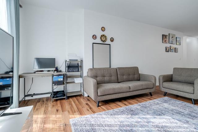 218 - 10 Gateway Blvd, Condo with 2 bedrooms, 2 bathrooms and 1 parking in Toronto ON | Image 14