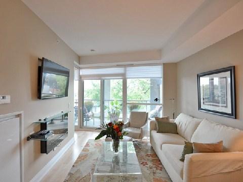 425 - 11 Bronte Rd, Condo with 1 bedrooms, 2 bathrooms and 1 parking in Oakville ON | Image 2