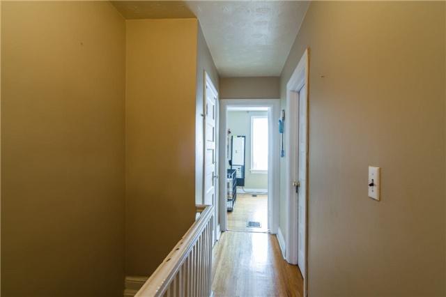 112 Wolseley St, House attached with 3 bedrooms, 2 bathrooms and null parking in Toronto ON | Image 13
