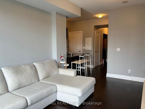 324e - 8110 Birchmount Rd, Condo with 1 bedrooms, 1 bathrooms and 1 parking in Markham ON | Card Image