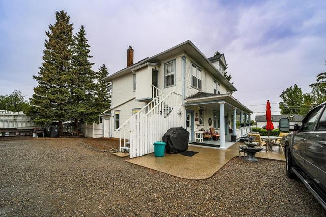 704 Schofield Street, House detached with 6 bedrooms, 3 bathrooms and 9 parking in Pincher Creek AB | Image 41