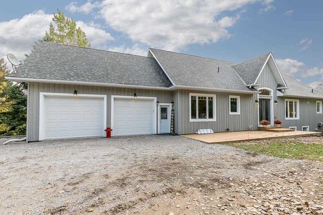 2700 4th Line N, House detached with 2 bedrooms, 3 bathrooms and 12 parking in Oro Medonte ON | Image 12