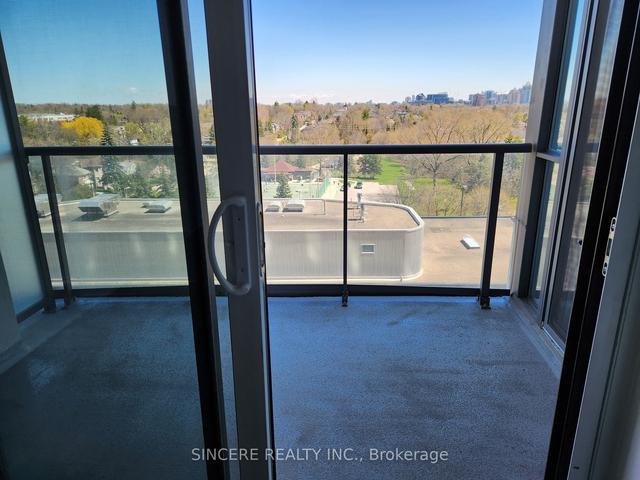 1003 - 35 Hollywood Ave, Condo with 1 bedrooms, 1 bathrooms and 1 parking in Toronto ON | Image 8
