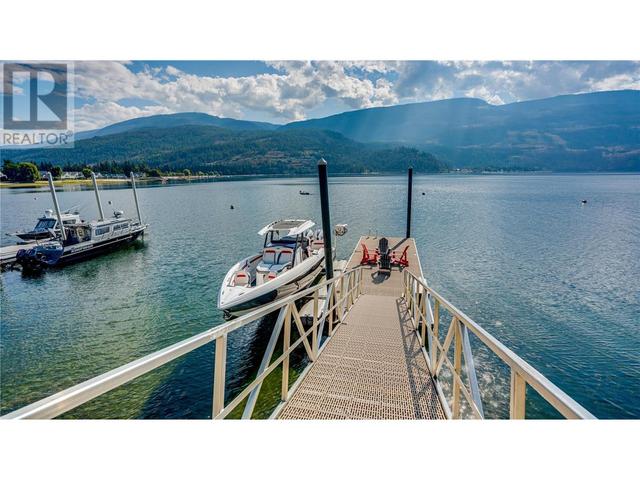 339 Coach Road, House detached with 3 bedrooms, 3 bathrooms and 8 parking in Sicamous BC | Image 1