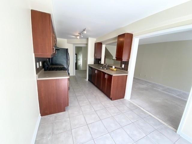 3144 Cabano Cres, House attached with 3 bedrooms, 4 bathrooms and 2 parking in Mississauga ON | Image 3